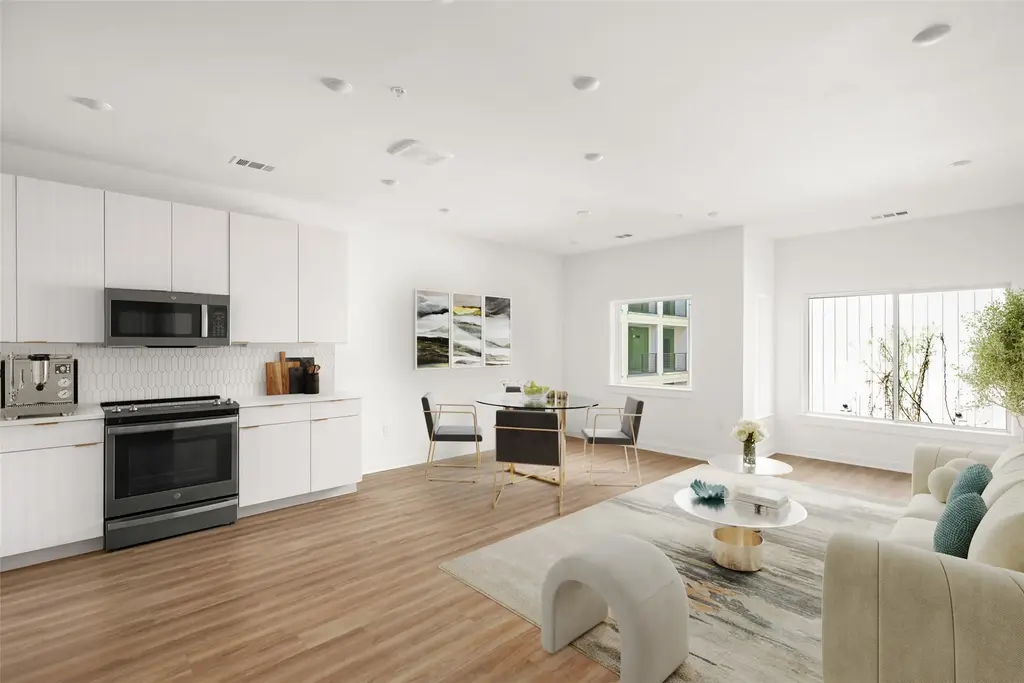 4802 S Congress Avenue 213, Austin