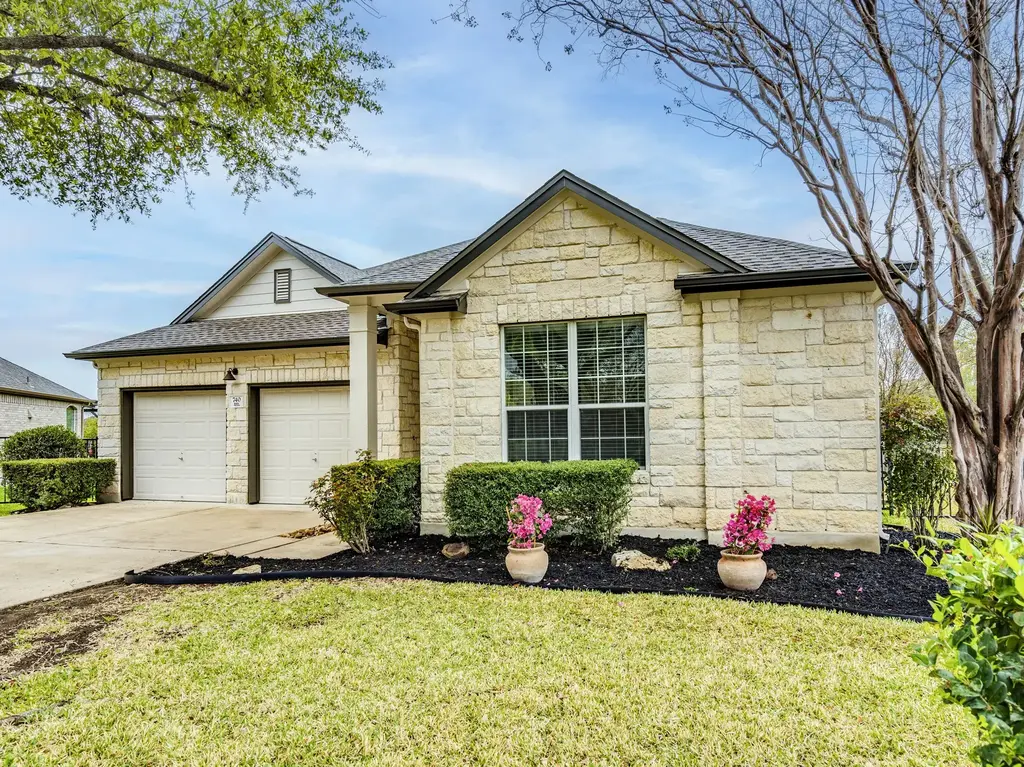 740 Bent Wood Place, Round Rock