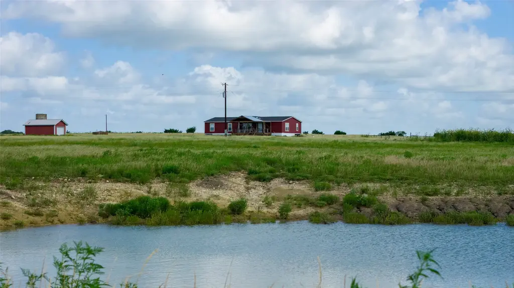 1805 County Road 180 Road, Purmela