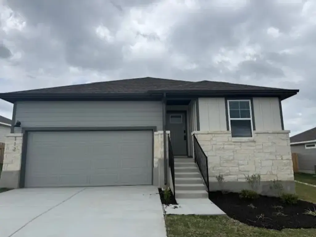 112 Hayburner Road, Burnet