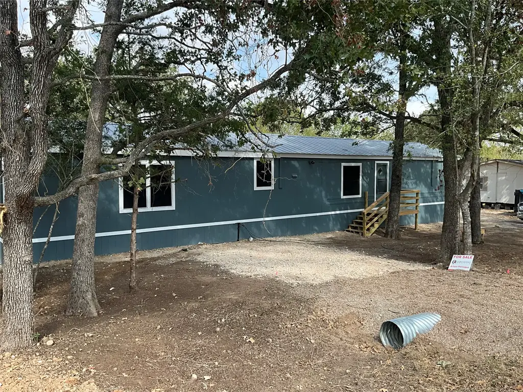 204 Overhill, Bastrop