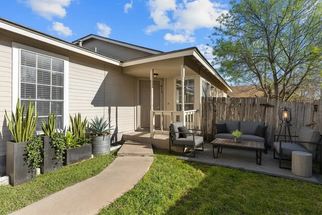 413 Country Aire Drive, Round Rock