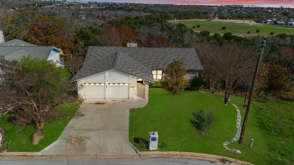 1504 Misty Cove, Austin