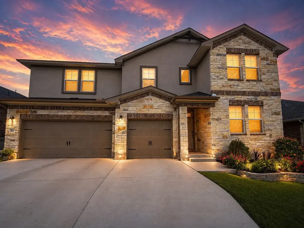 307 Cathedral Mountain Drive, Dripping Springs