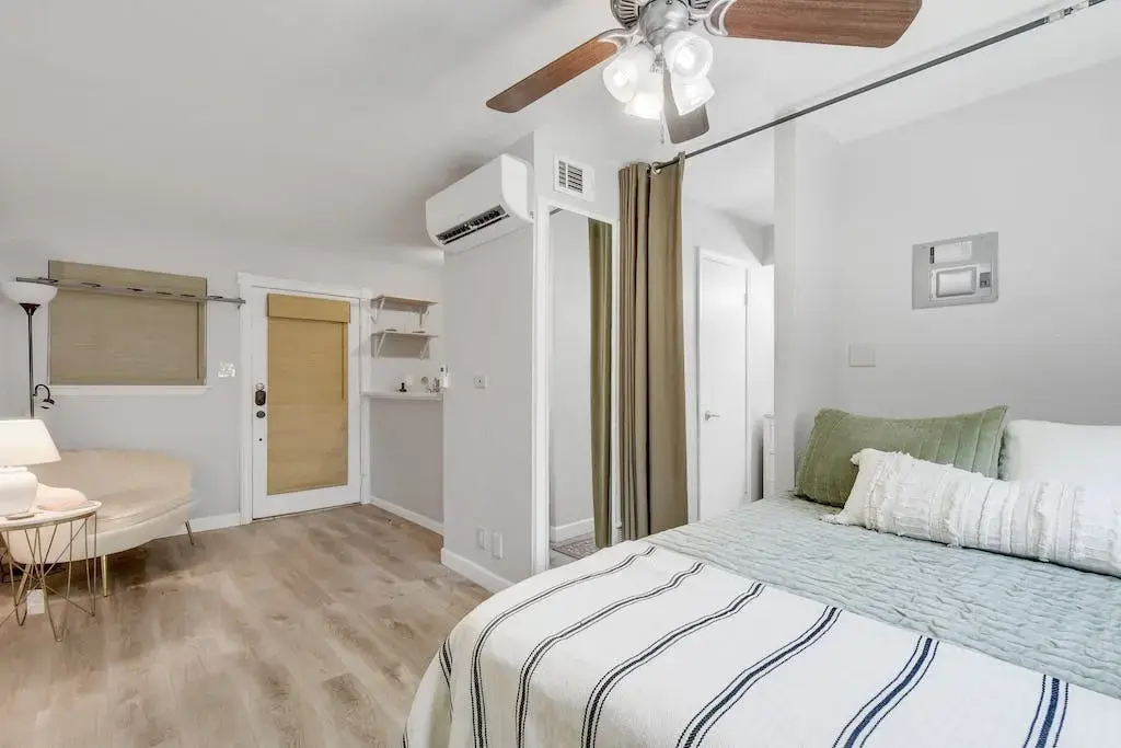 1111 W 10th Street 106, Austin