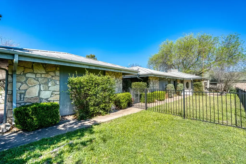 1504 Azure A, Horseshoe Bay