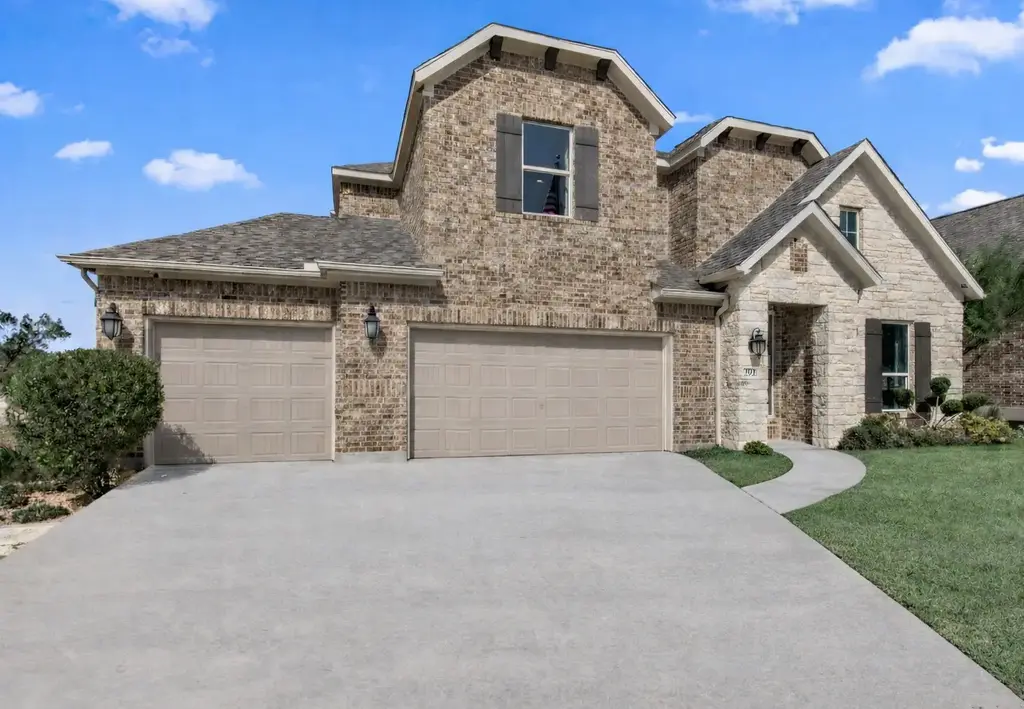 292 Milam Creek Drive, Kyle