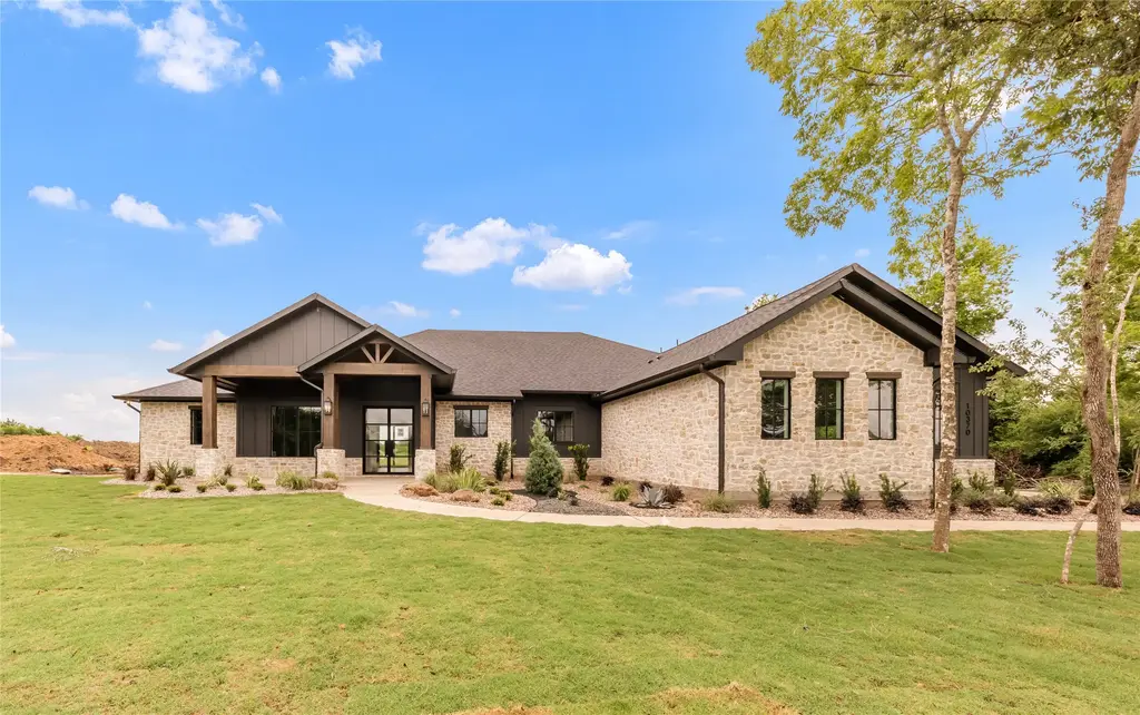 10370 Pecan Grove Court, Chappell Hill