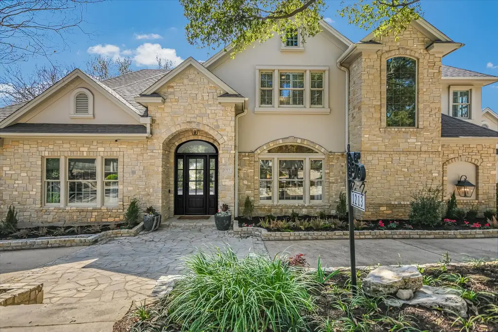 1213 Havre Lafitte Drive, Austin
