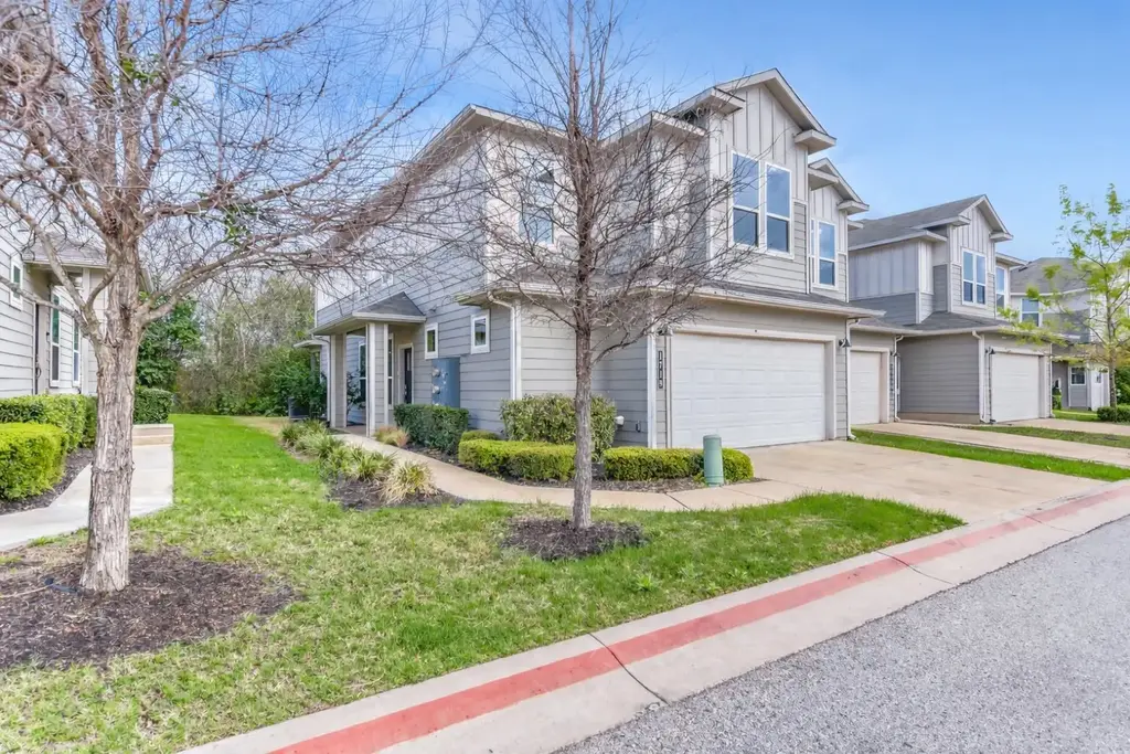 1719 Roseburg Drive, Austin
