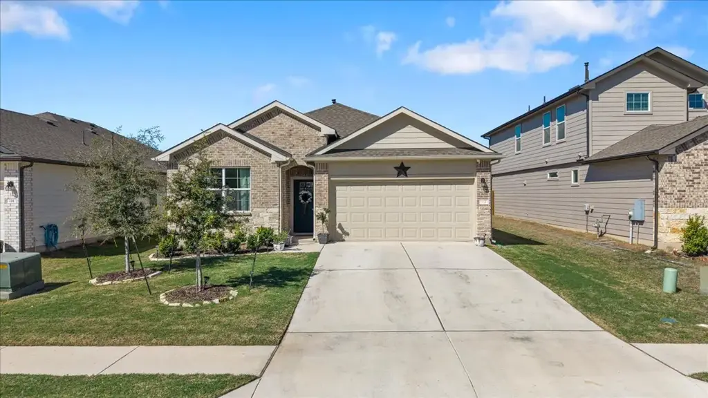 112 Rainmaker Cove, Bastrop