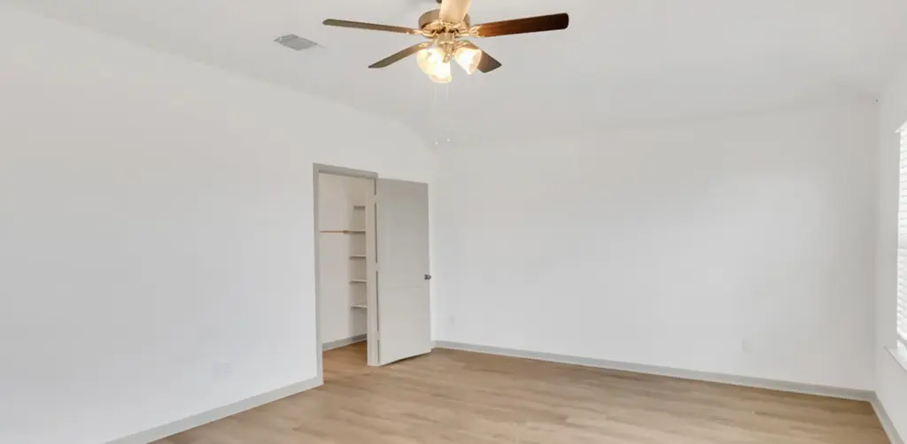 207 Sweetwater Creek Lane, Hutto