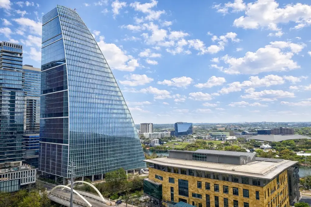 222 West Avenue 1609, Austin