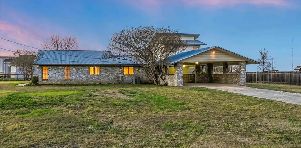 122 Forest Lake Drive, Del Valle