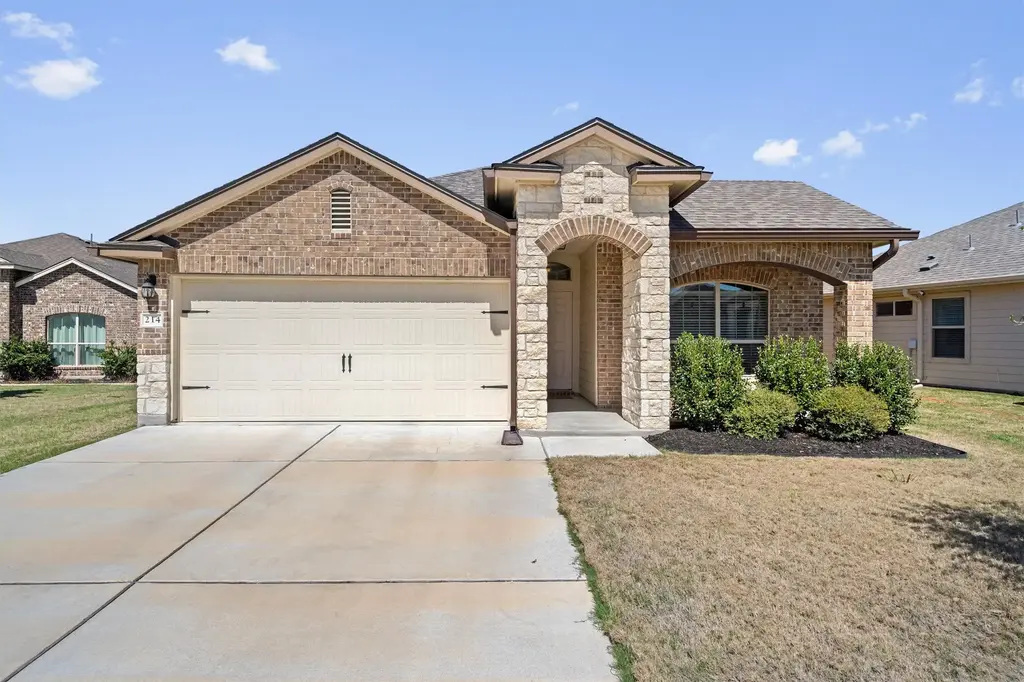 214 Nathaniel Drive, Taylor