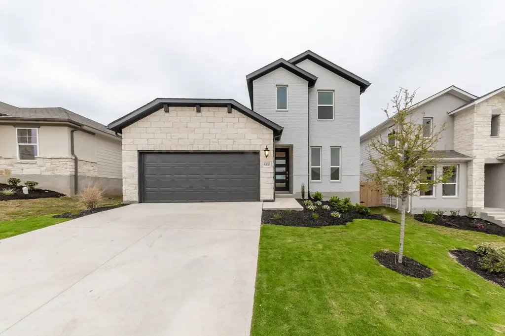 6400 Night Chinook Drive, Buda