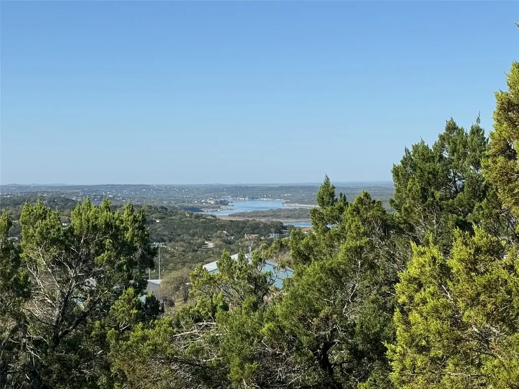 8221 Arroyo Avenue, Lago Vista