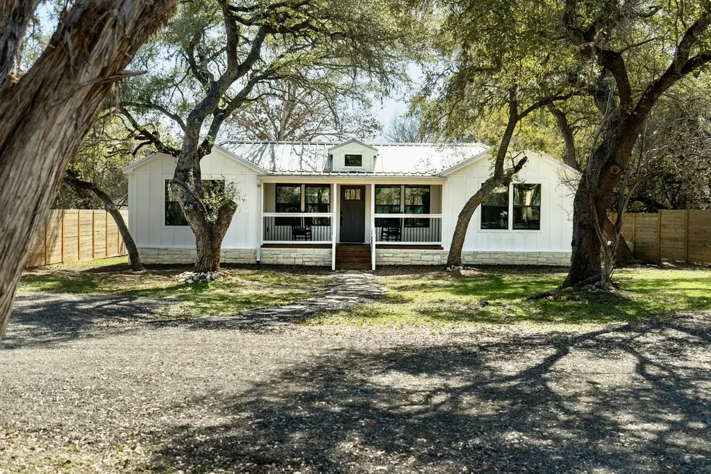 106 Chapparal Circle, Wimberley