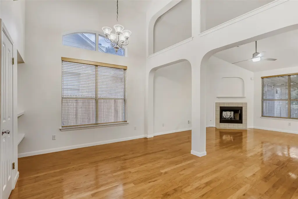 5109 Scottish Thistle Drive, Austin