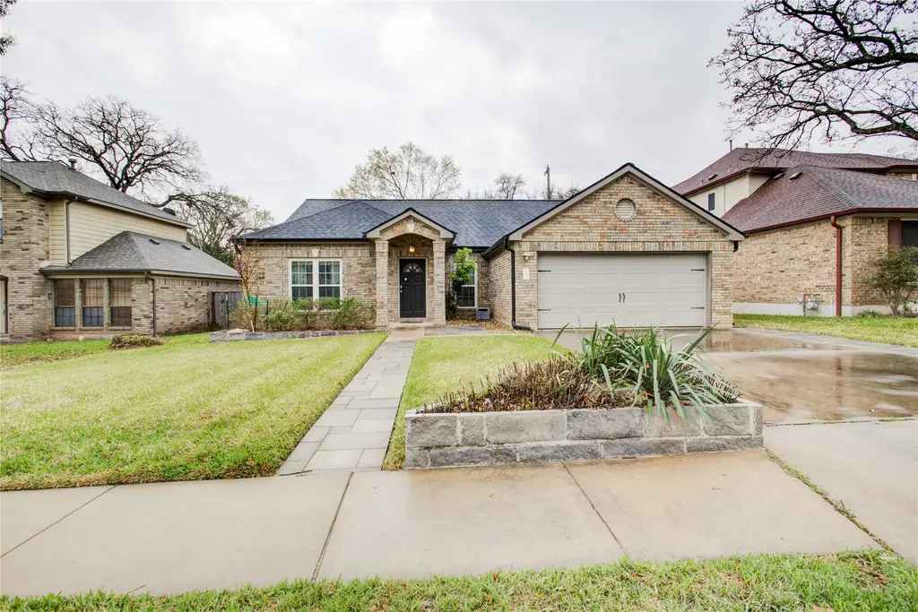 2223 Mockingbird Drive, Round Rock