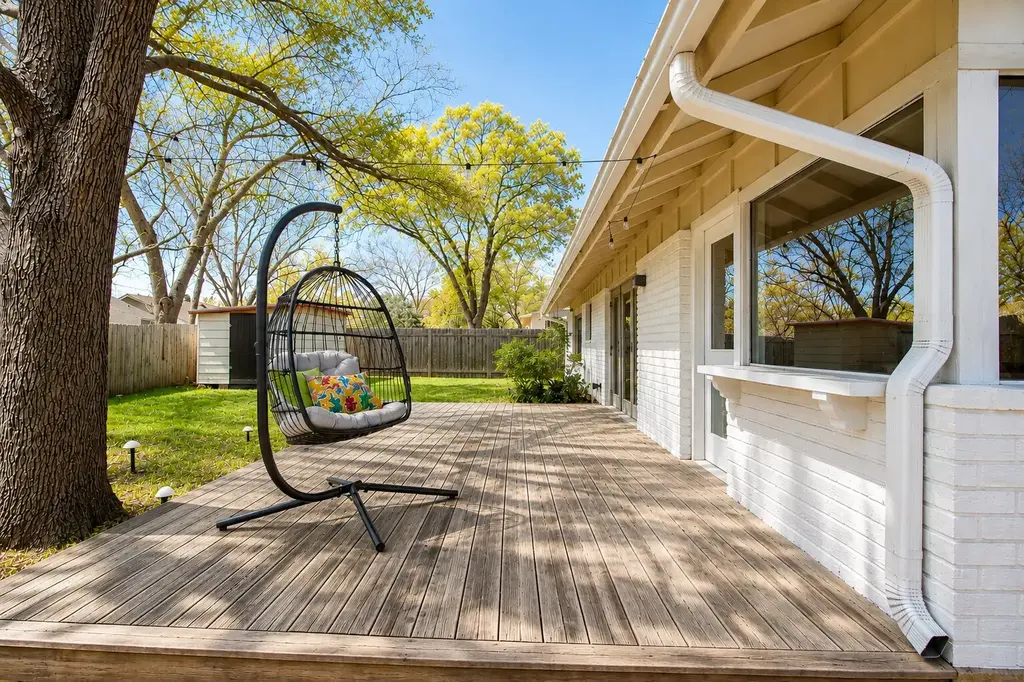 505 Chihuahua Trail, Austin