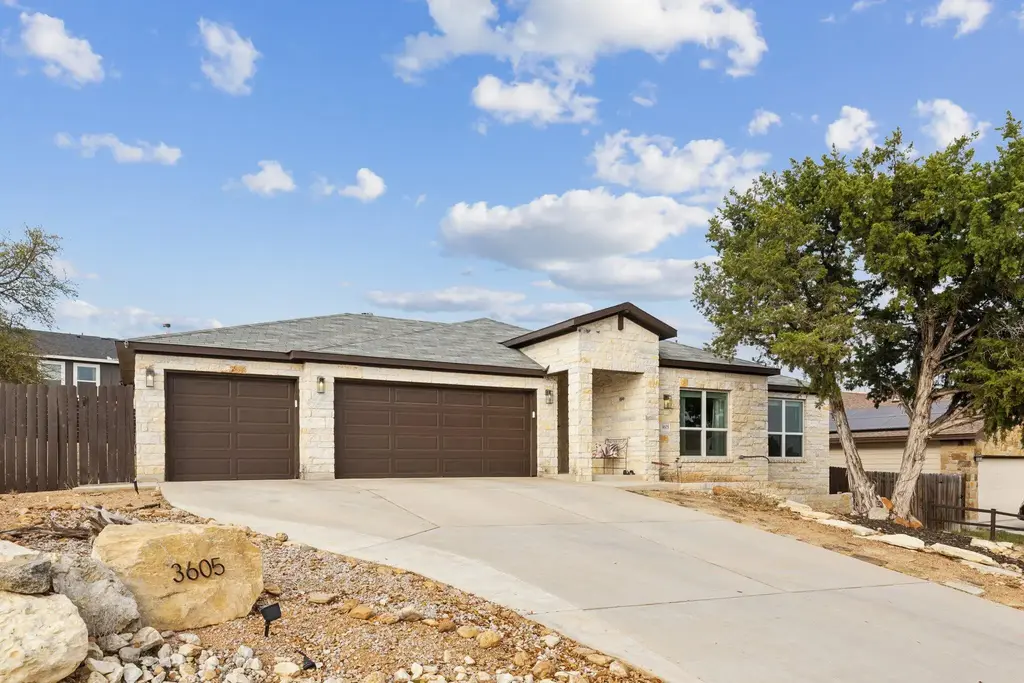 3605 Bunyan Circle, Lago Vista