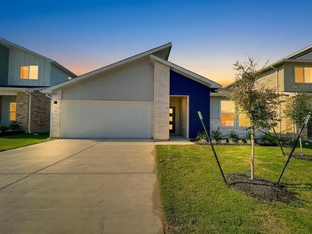 152 Gablynn Cove, Kyle