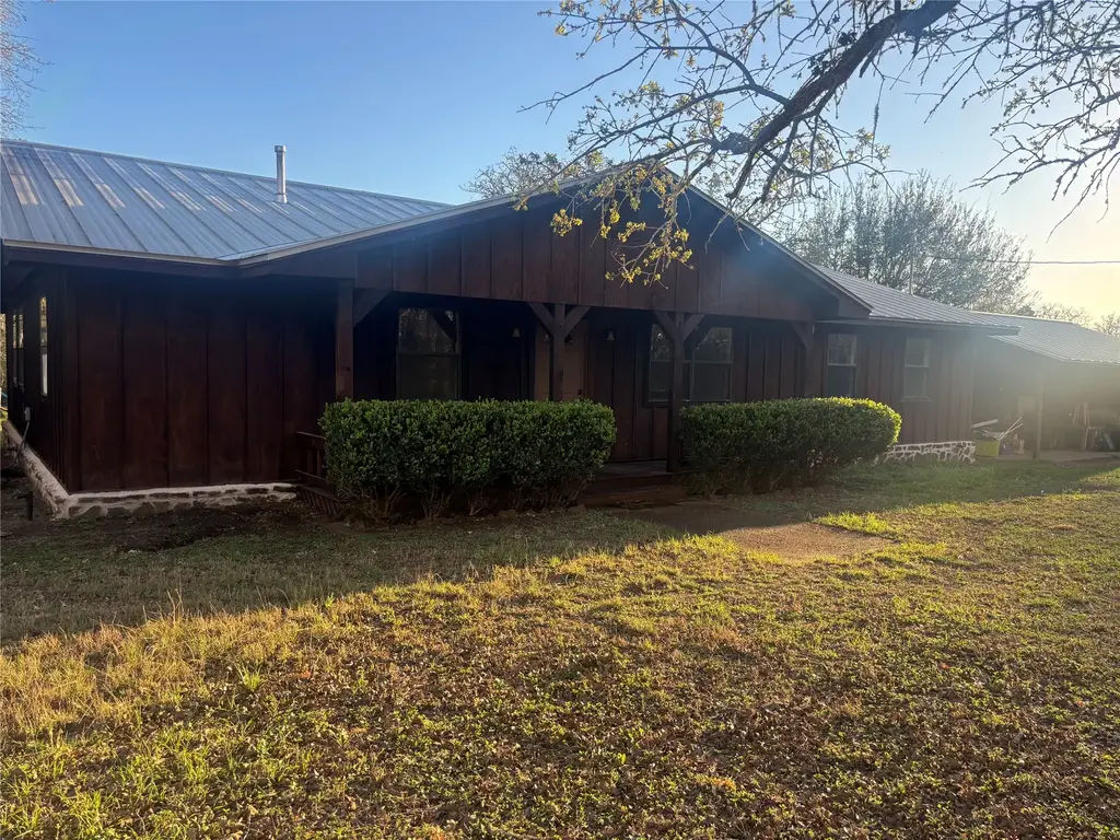159 Diamond G Lane, Smithville