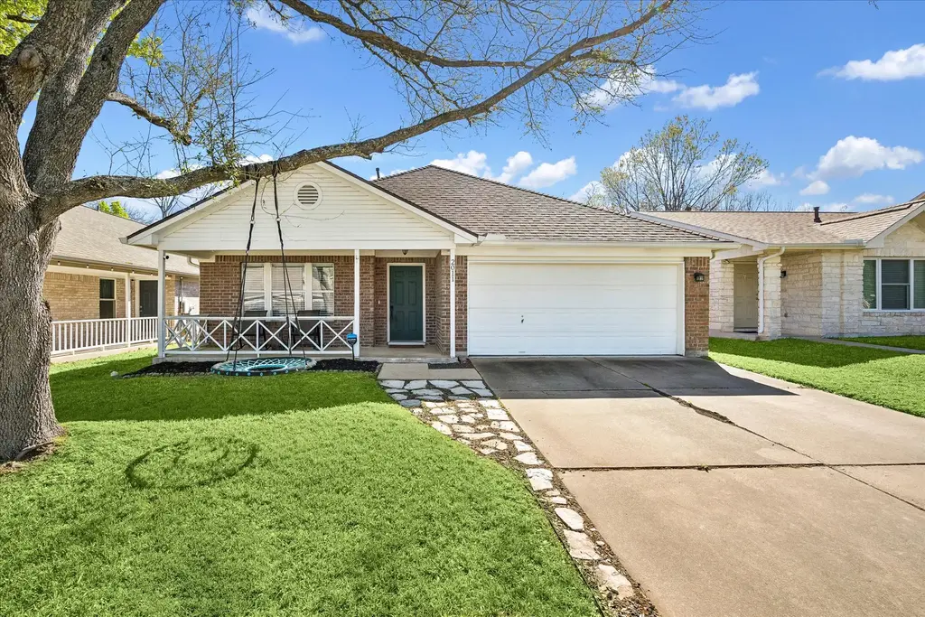 2011 Harvest Moon Drive, Cedar Park