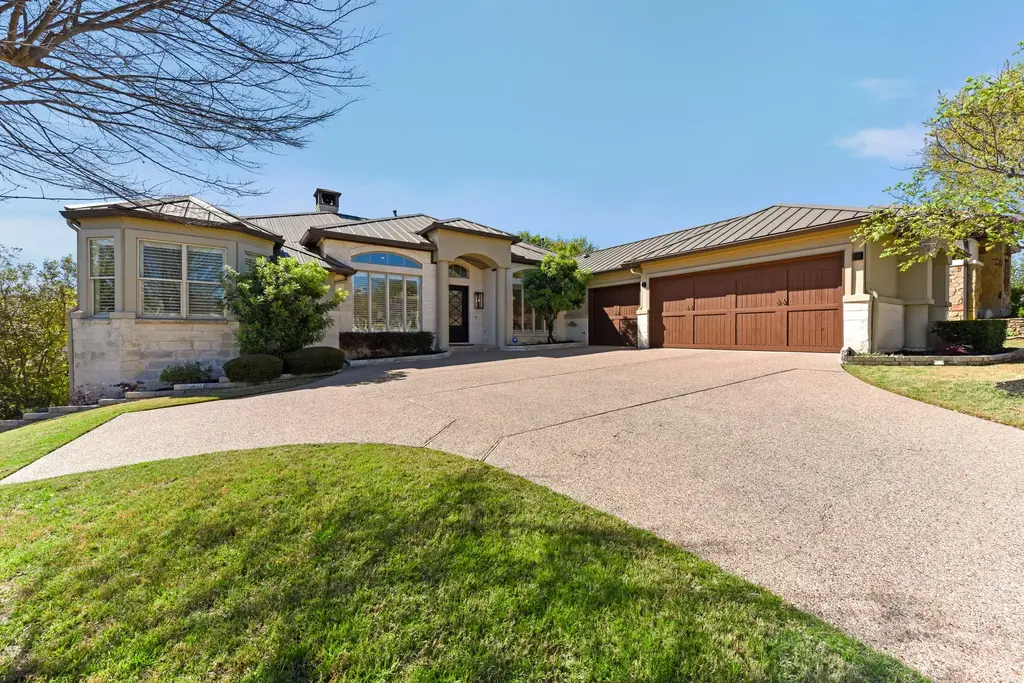 208 Neville Wood Court, Austin