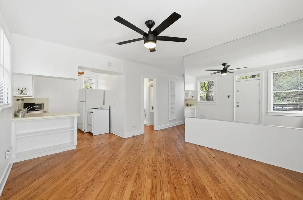 1403 Windsor Road A, Austin