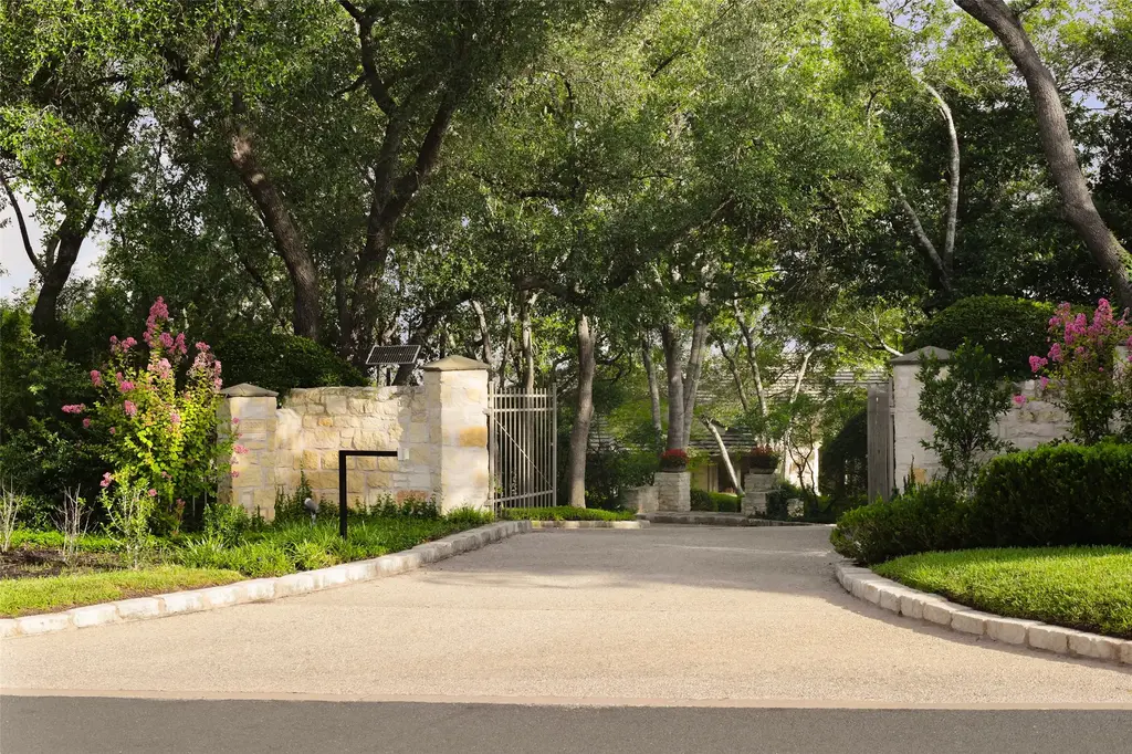 3200 Riva Ridge Road, Austin