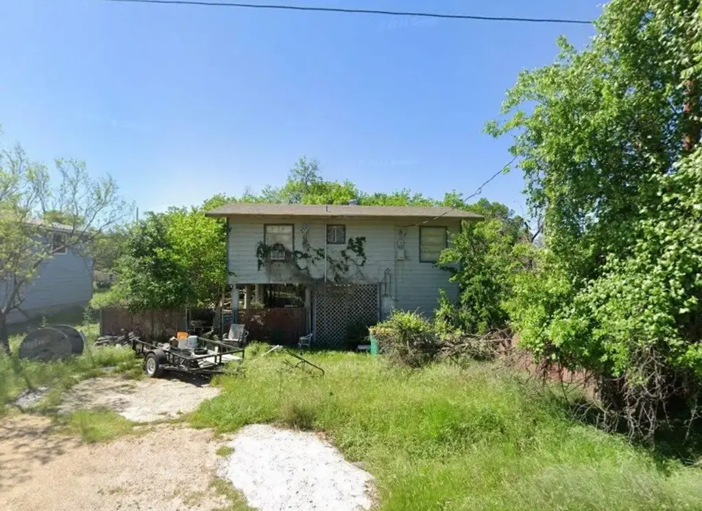 610 Clear Cove Drive, Marble Falls