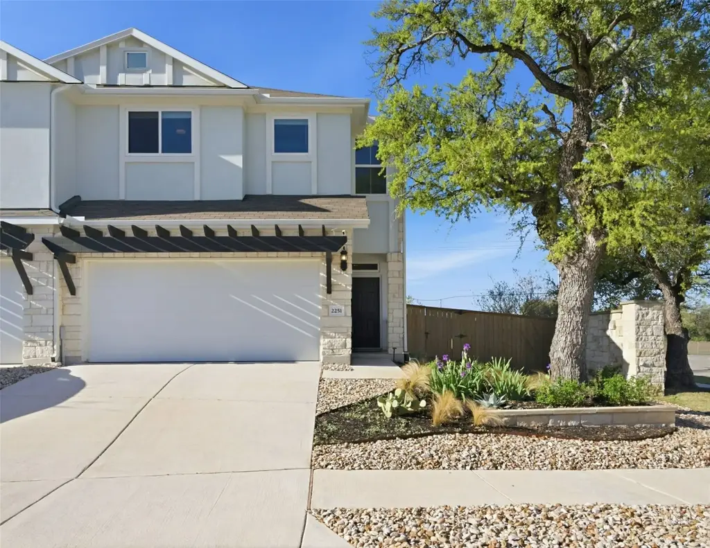 2251 Rocoso Trail, Leander