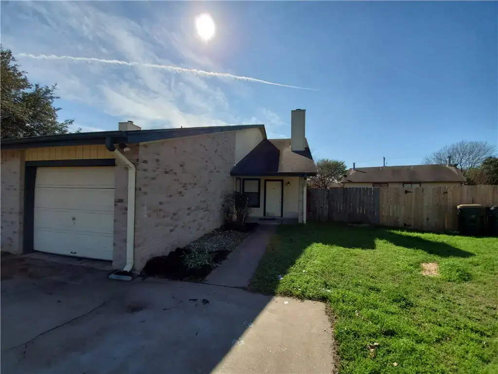 108 Verna Spur B, Georgetown