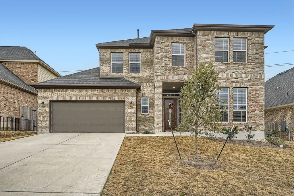 582 Wild Pecan Loop, Buda