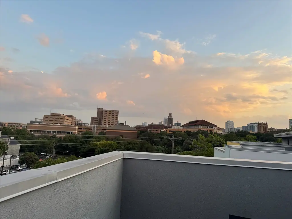 3000 Speedway C, Austin
