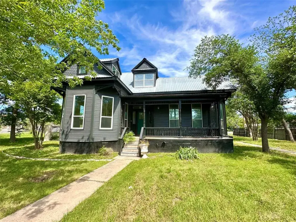 302 N Fm 1660 Highway, Hutto