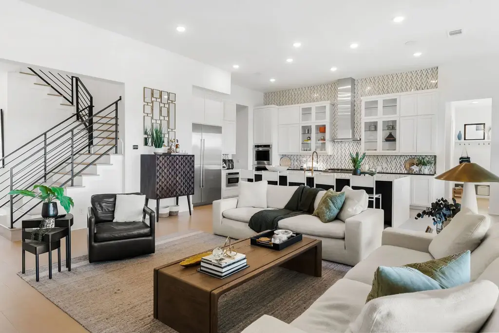 17016 Sanglier Drive, Austin