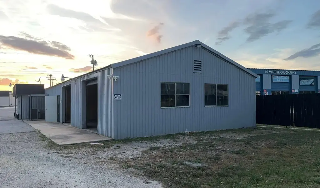 1706 N Main Street Suite B, Taylor