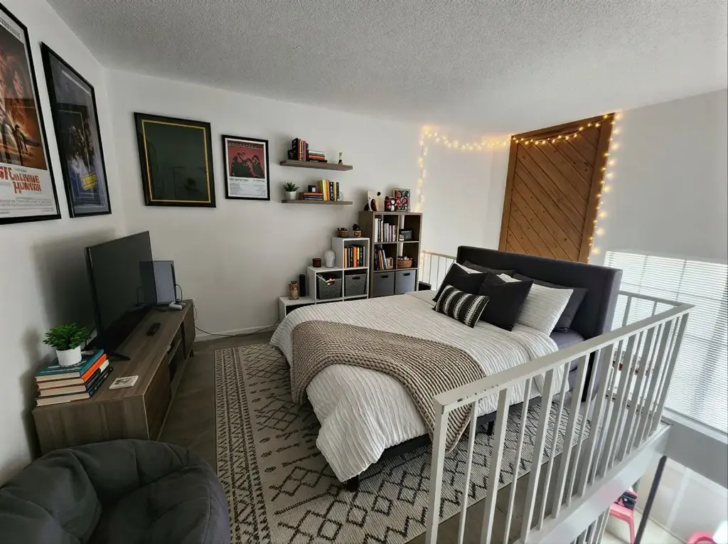 701 W 25th Street 1, Austin