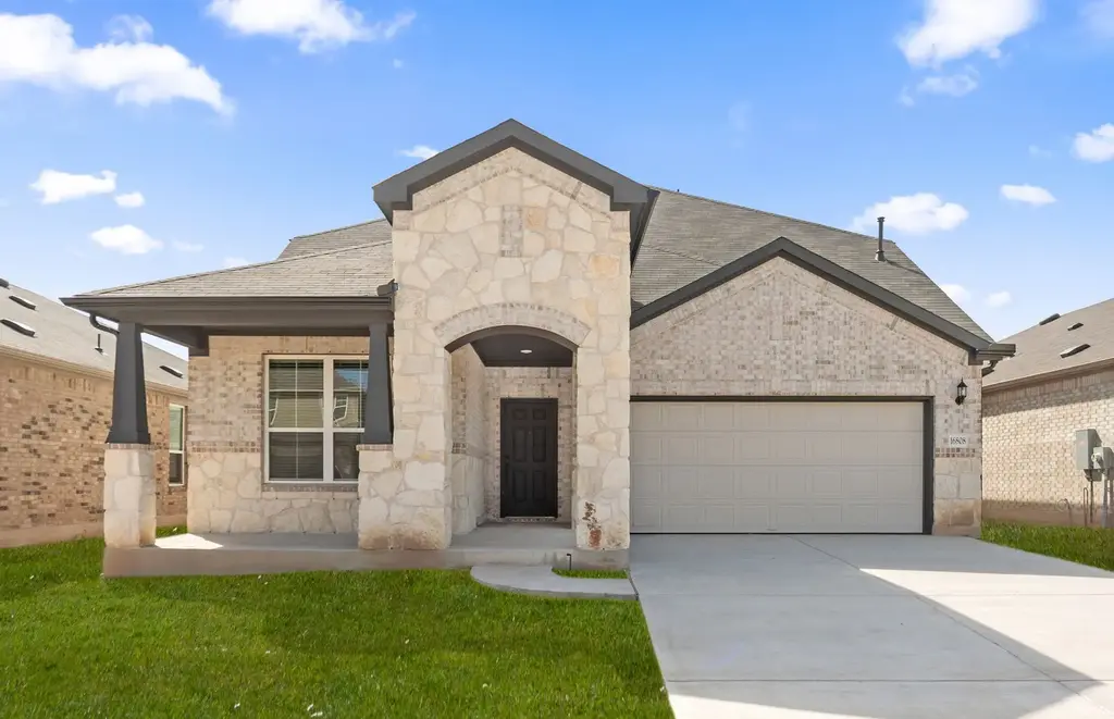 16808 Bustillos Pass, Manor