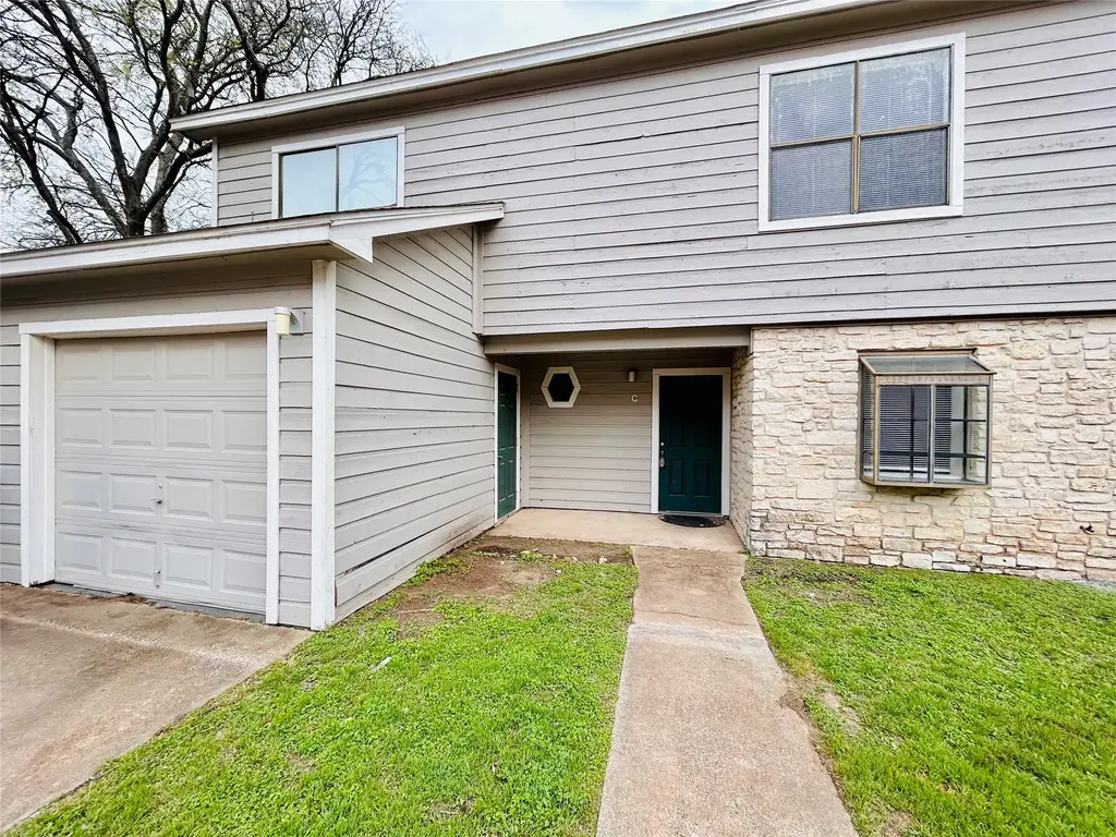 8900 Schick Road C, Austin