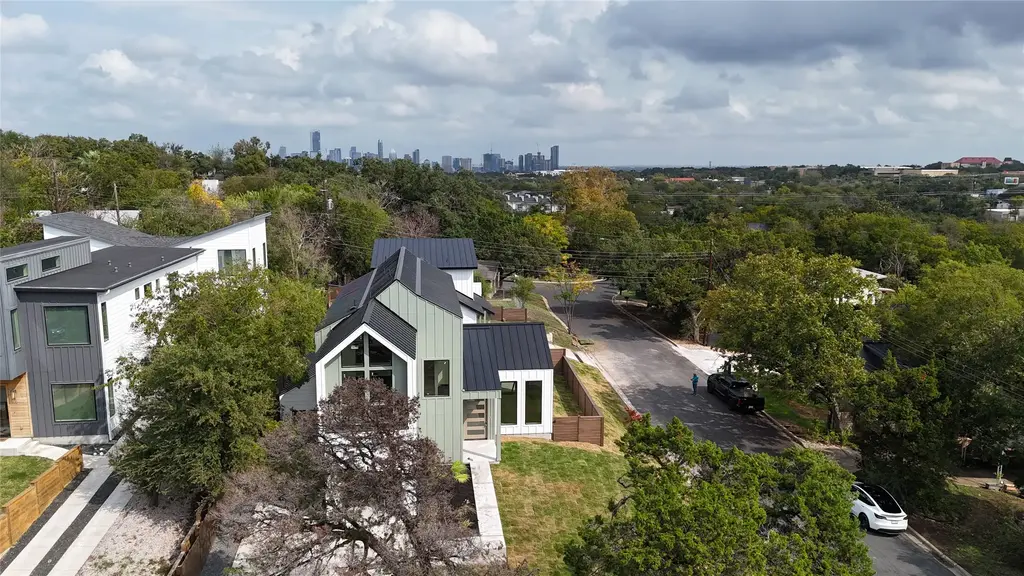400 Post Road Drive, Austin