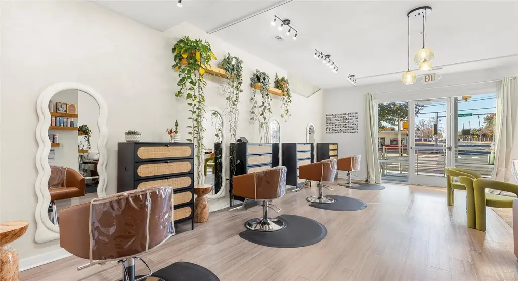 4361 S Congress Avenue 103, Austin