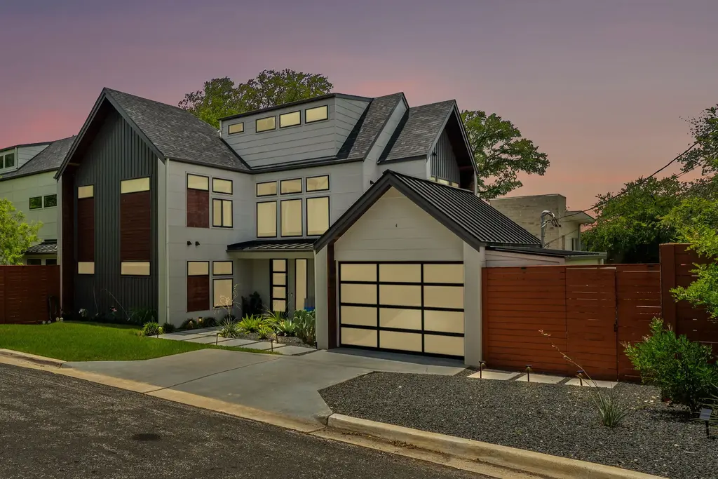 2508 Paramount Avenue B, Austin