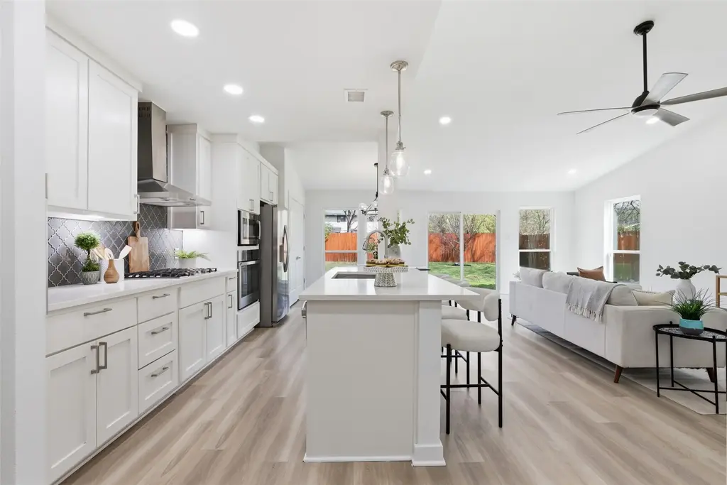 304 Loganberry Court, Austin