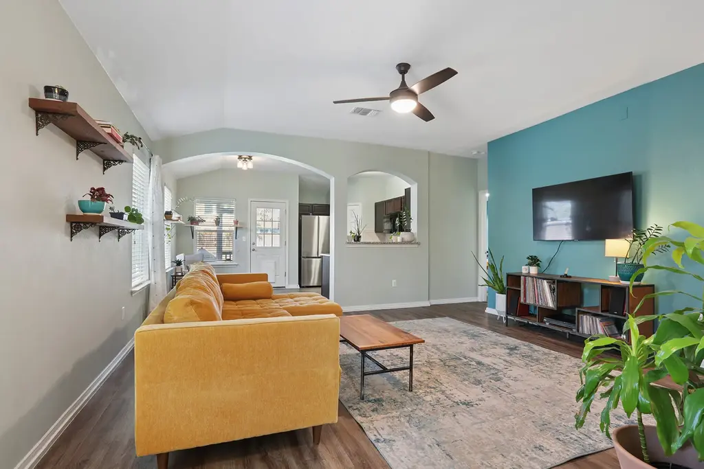 13804 Sierra Wind Lane, Elgin