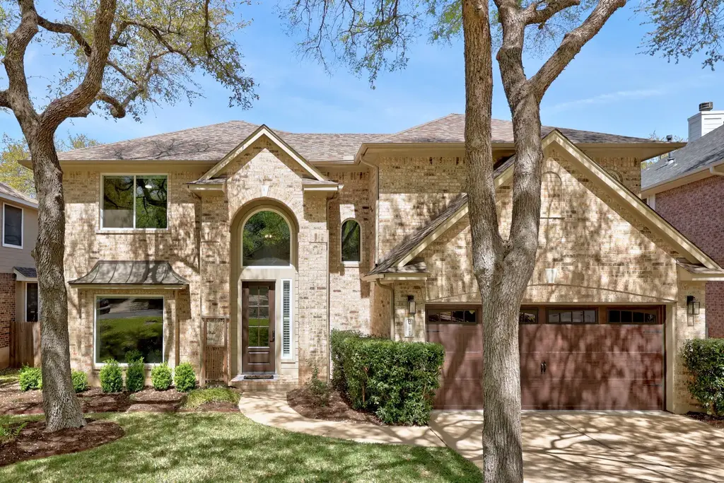 17041 Capri Isle Lane, Austin