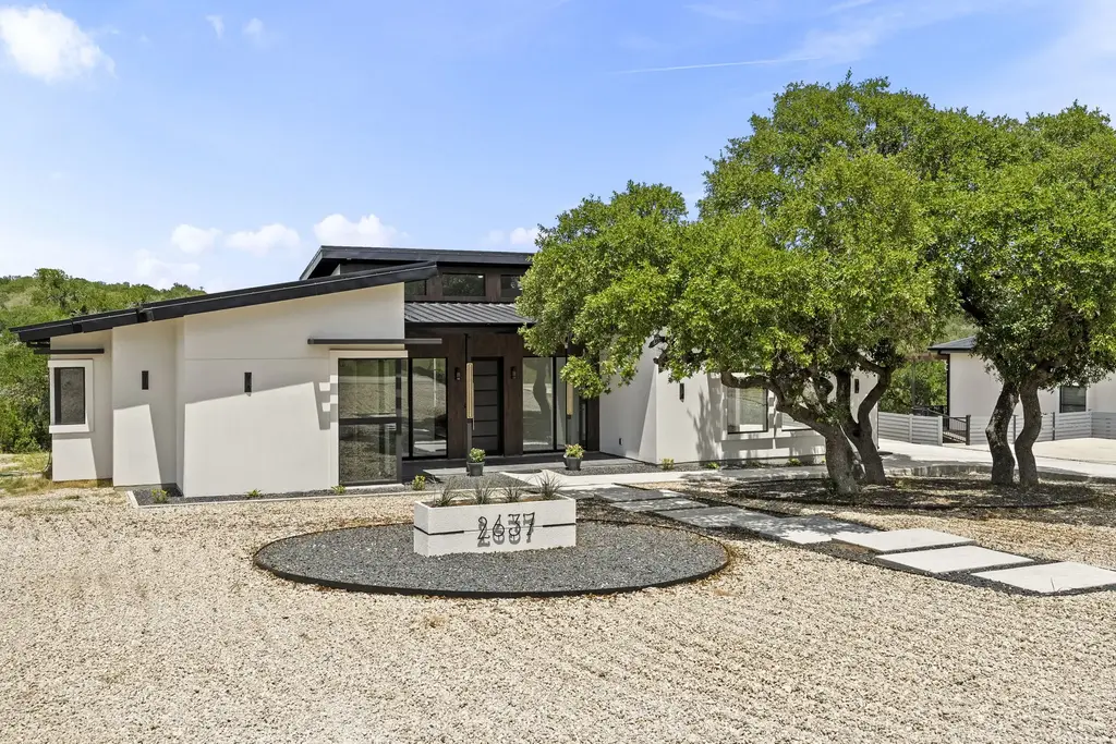 2637 Campestres, Spring Branch